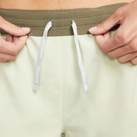 NWT! Nike Women Dri-FIT Tempo Luxe 5" Running Shorts - Multiple - Picture 4 of 8